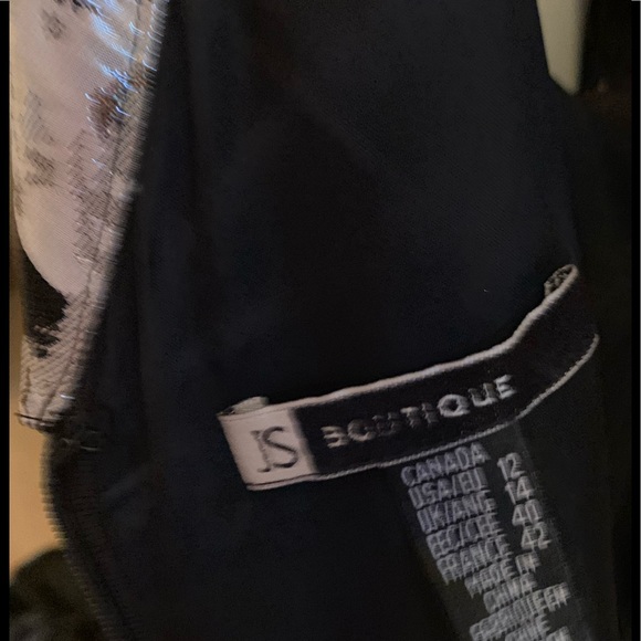 JS  Boutique  Embroidered  cocktail dress - Picture 7 of 8